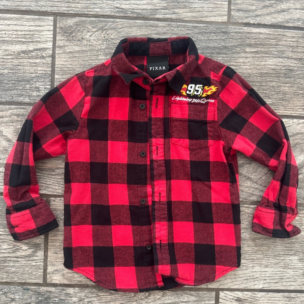 Disney Disneyland Cars Lightning McQueen Pixar Plaid flannel Shirt ⭐️